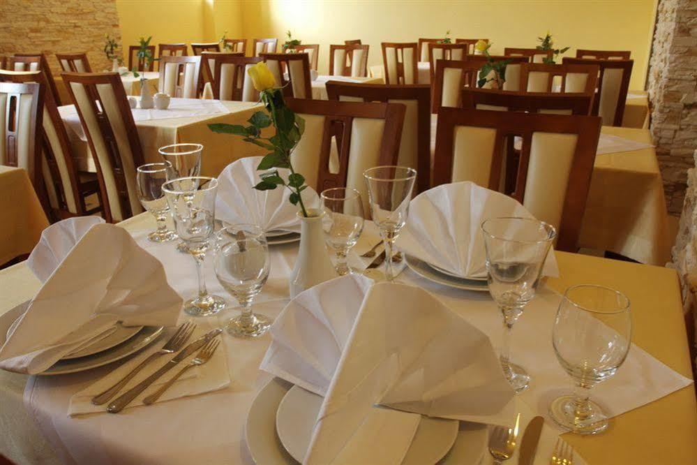 Aparthotel Adler Krakow Dış mekan fotoğraf